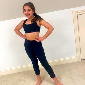 Lululemon high-waisted black leggings.Size adult small.Very stretchy.